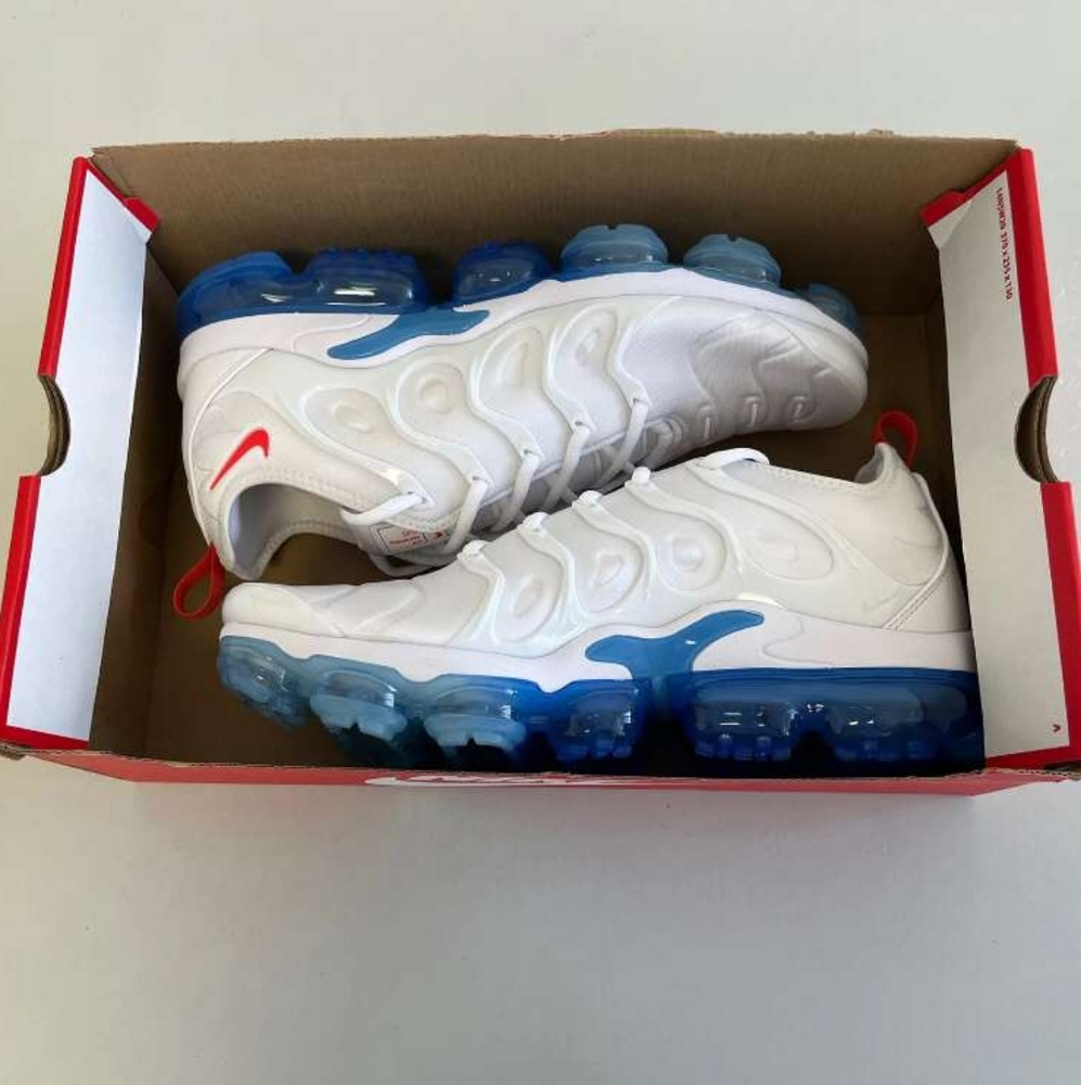 Nike Air Vapormax Plus White/Habanero Red